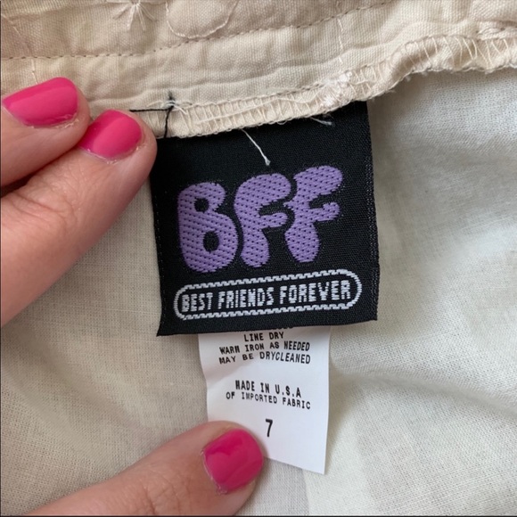 🍏 BFF off white / cream tie waist shorts - Picture 5 of 6